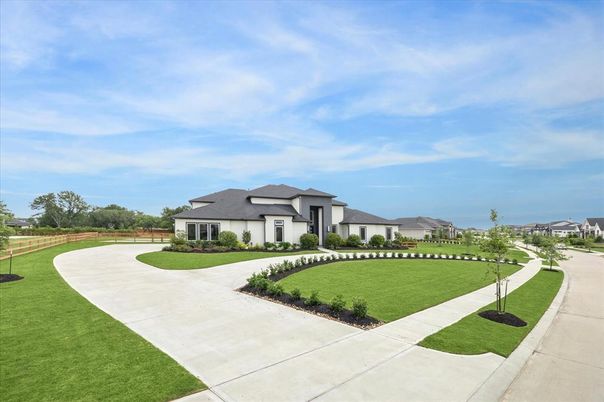 Backyard, Exterior, Facade, French Provincial