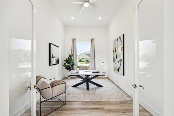 Home Office, Interior, Recessed Lighting, Wood Texture Flooring