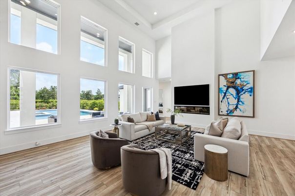 Interior, Living room, Recessed Lighting, Wood Texture Flooring