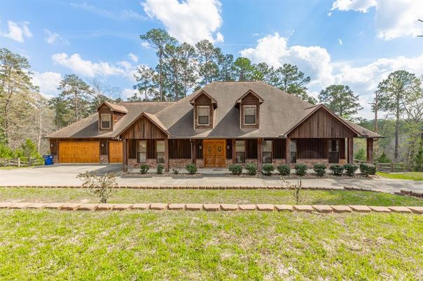 Attached, Backyard, Exterior, Facade, Log Home