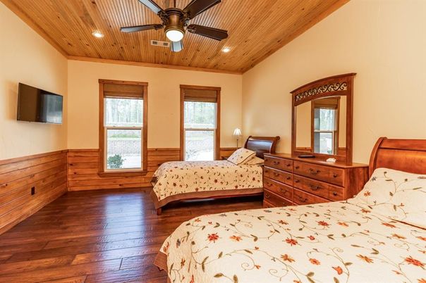 Bedroom, Interior, Recessed Lighting, Wooden Ceilings, Wood Texture Flooring