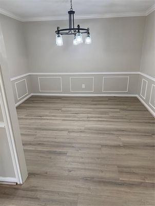 Empty room, Interior, Pendant Lights, Wood Texture Flooring