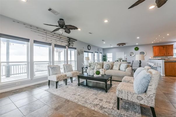 Interior, Kitchen, Living room, Recessed Lighting
