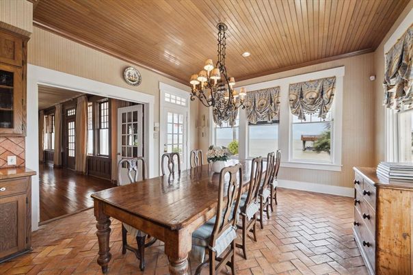 Chandelier, Dining room, Interior, Recessed Lighting, Wooden Ceilings, Wood Texture Flooring