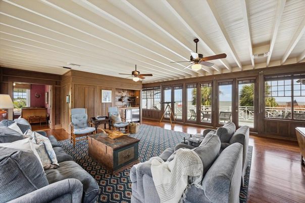Dining room, Interior, Living room, Wood Texture Flooring, Wooden Walls