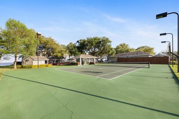Exterior, Tennis Courts