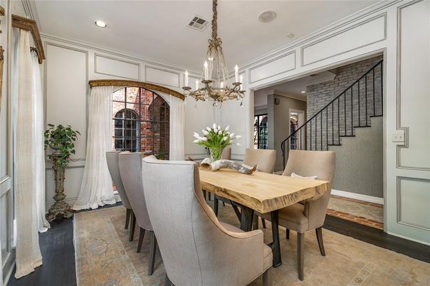 Chandelier, Dining room, Interior, Recessed Lighting