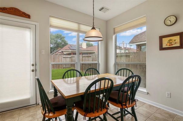 Dining room, Interior, Pendant Lights