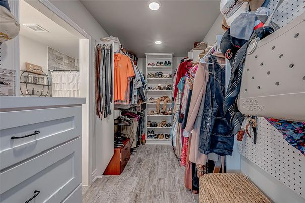 Interior, Recessed Lighting, Walk-in Closets, Wood Texture Flooring