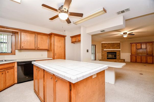 Fireplace, Interior, Kitchen, Tile Countertops