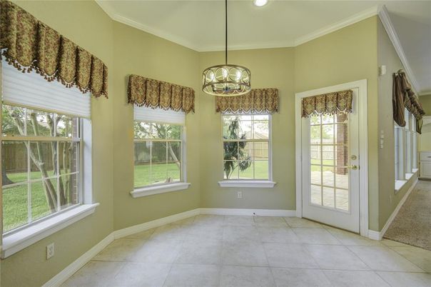 Chandelier, Interior, Recessed Lighting