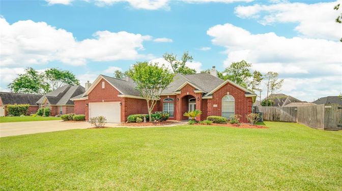 Attached, Backyard, Exterior, Facade, Brick Facade, Brick Traditional