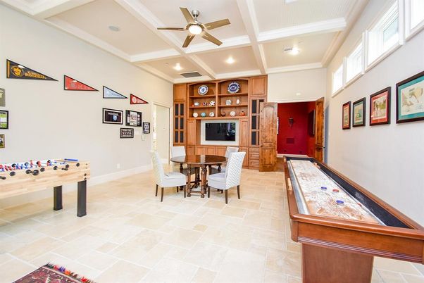 Dining room, Game Room, Interior, Recessed Lighting