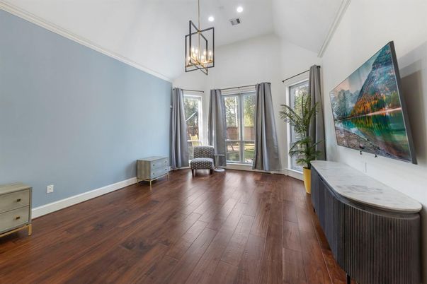 Interior, Pendant Lights, Recessed Lighting, Wood Texture Flooring