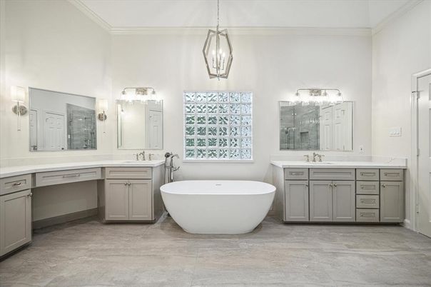 Bathroom, Dual Sink Vanities, Free Standing Baths, Interior, Pendant Lights