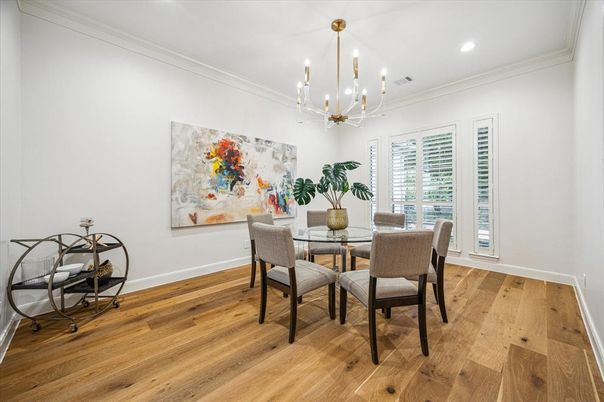 Chandelier, Dining room, Interior, Pendant Lights, Recessed Lighting, Wood Texture Flooring