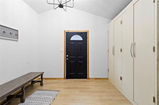 Interior, Pendant Lights, Wood Texture Flooring