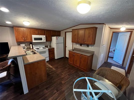 Interior, Kitchen, Recessed Lighting, Wood Texture Flooring