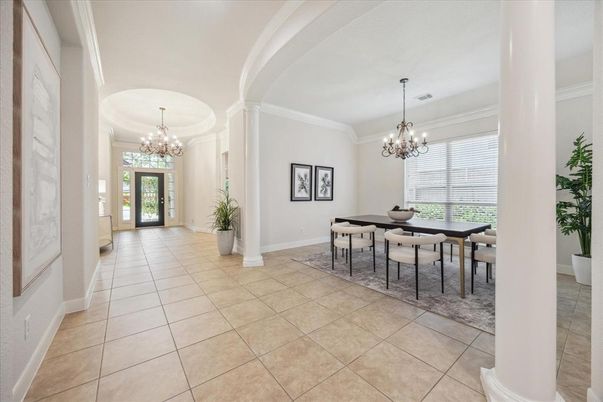 Chandelier, Dining room, Interior