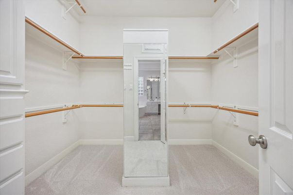 Interior, Walk-in Closets