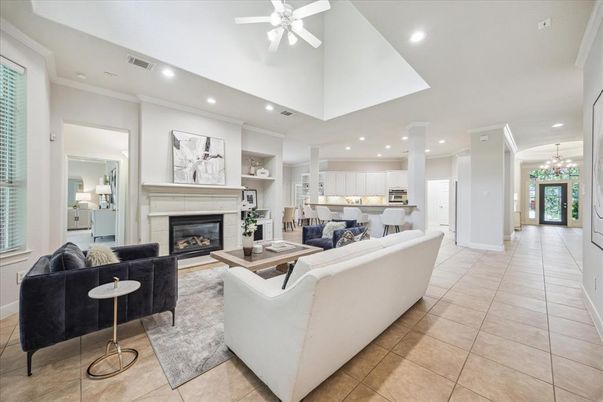 Chandelier, Fireplace, Interior, Living room, Pendant Lights, Recessed Lighting