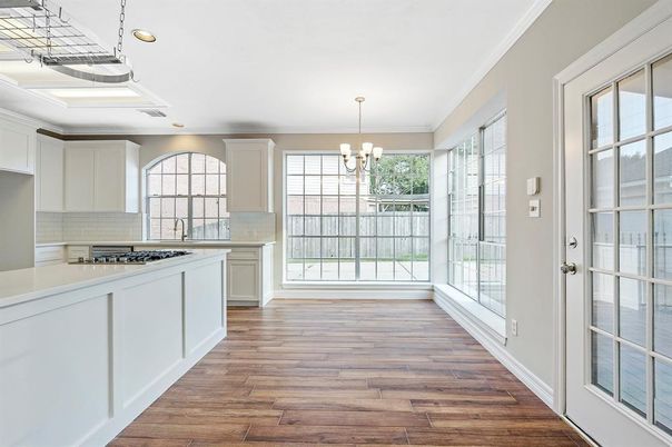 Chandelier, Interior, Kitchen, Recessed Lighting, Wood Texture Flooring