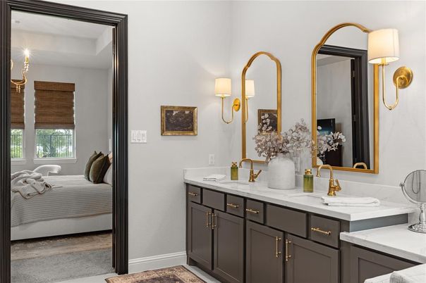 Bathroom, Bedroom, Dual Sink Vanities, Interior
