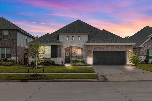 Attached, Exterior, Facade, Brick Facade, Brick Traditional