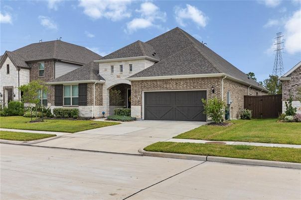 Attached, Exterior, Facade, Brick Facade, Brick Traditional