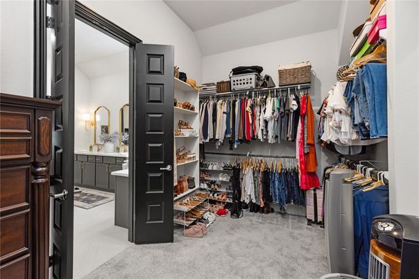 Interior, Walk-in Closets