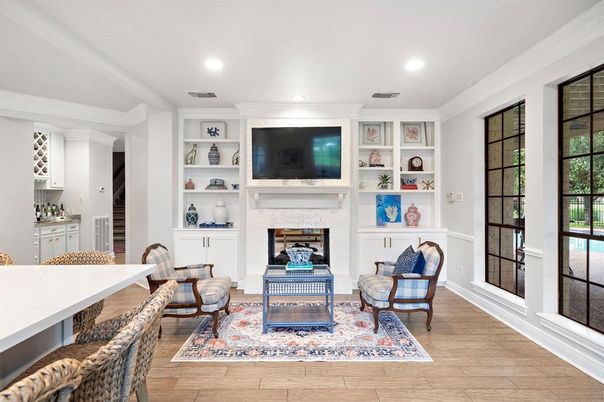 Fireplace, Interior, Living room, Recessed Lighting, Wood Texture Flooring