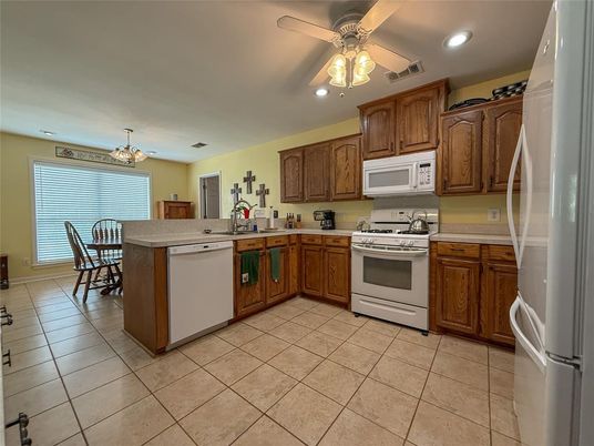 Chandelier, Dining room, Interior, Kitchen, Recessed Lighting