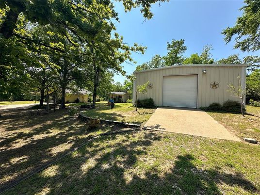 Backyard, Detached Garage, Exterior