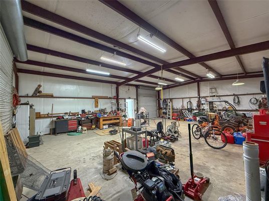 Garage, Interior