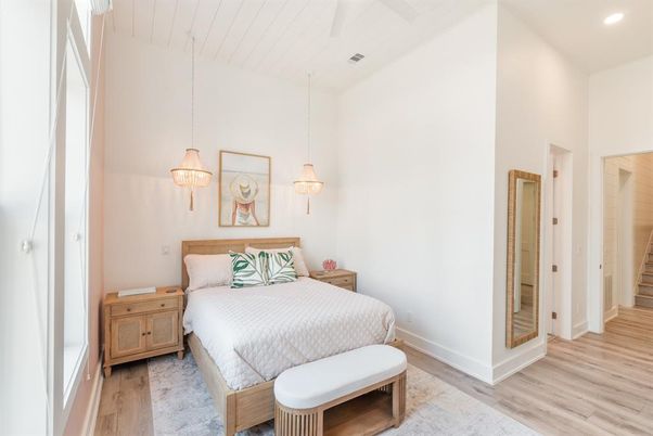 Bedroom, Interior, Pendant Lights, Recessed Lighting, Wood Texture Flooring