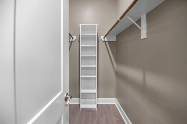 Interior, Walk-in Closets, Wood Texture Flooring