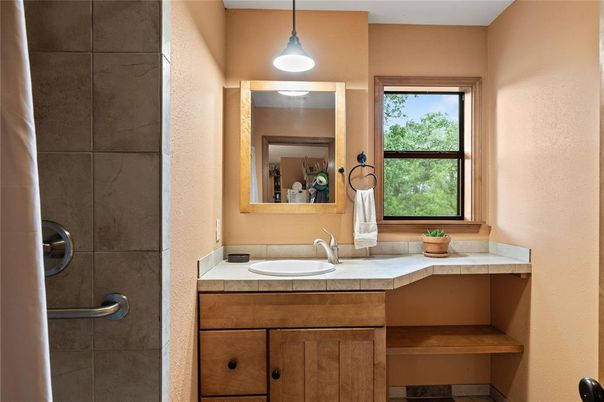 Bathroom, Interior, Pendant Lights, Tile Countertops