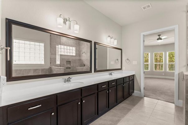 Bathroom, Dual Sink Vanities, Interior