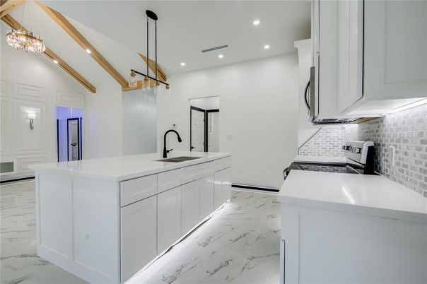 Interior, Kitchen, Marble, Pendant Lights, Recessed Lighting