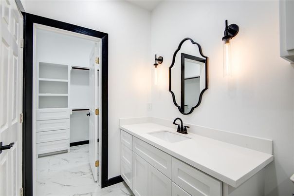 Bathroom, Dual Sink Vanities, Interior, Marble, Walk-in Closets