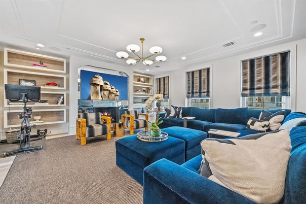 Fireplace, Interior, Living room, Pendant Lights, Recessed Lighting