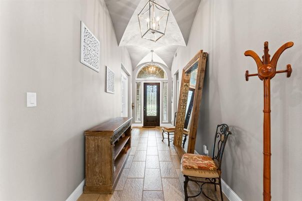 Interior, Pendant Lights, Wood Texture Flooring