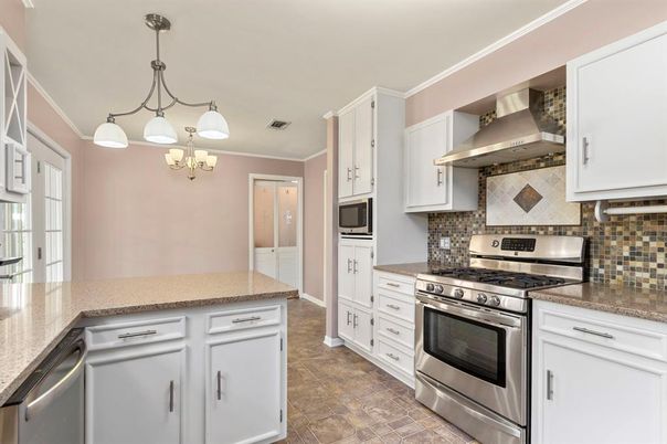 Chandelier, Interior, Kitchen, Pendant Lights, Stainless Steel Appliances