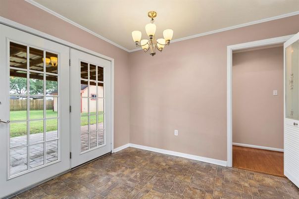 Chandelier, Empty room, Interior, Wood Texture Flooring