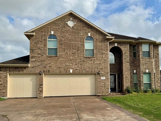 Attached, Exterior, Facade, Brick Facade, Brick Traditional
