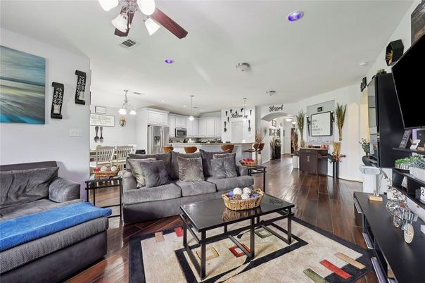 Interior, Kitchen, Living room, Pendant Lights, Recessed Lighting, Stainless Steel Appliances, Wood Texture Flooring