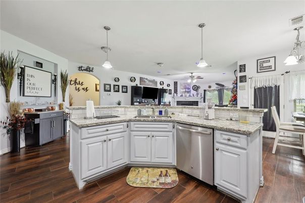 Dining room, Interior, Kitchen, Pendant Lights, Wood Texture Flooring