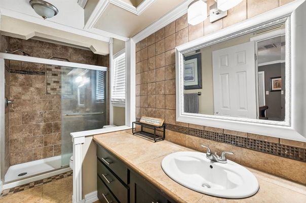 Bathroom, Glass Shower, Interior