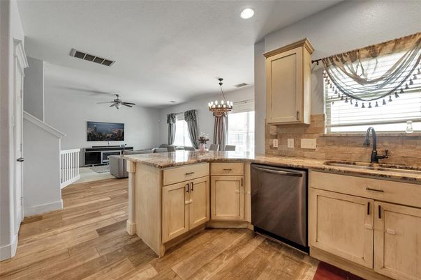 Chandelier, Dining room, Interior, Kitchen, Recessed Lighting, Wood Texture Flooring