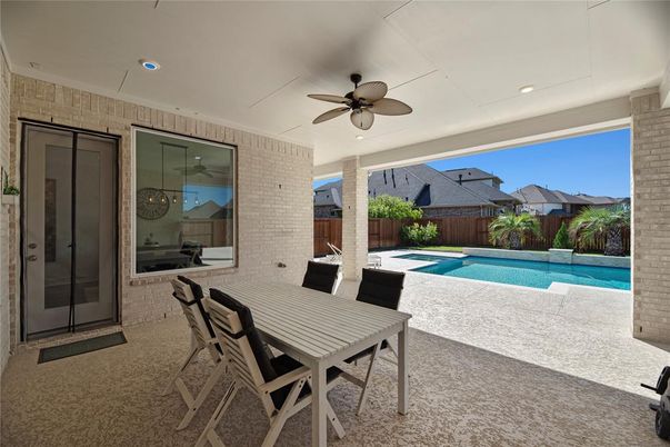 Exterior, Pool, Recessed Lighting